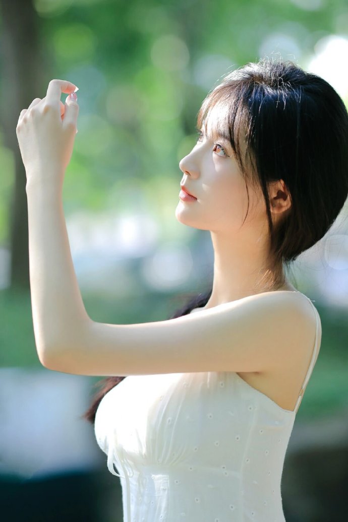 一直游到海水变蓝 封面